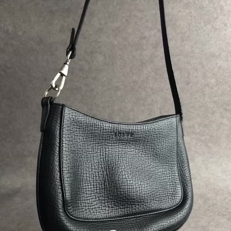 【 日本直送　名牌中古包 】LOEWE ロエベ ハンドバッグ ブラック ロゴ 型押し レザー ミニバッグ vintage ヴィンテージ オールド dxvbfj - 手提包/手提袋 - 真皮 黑色