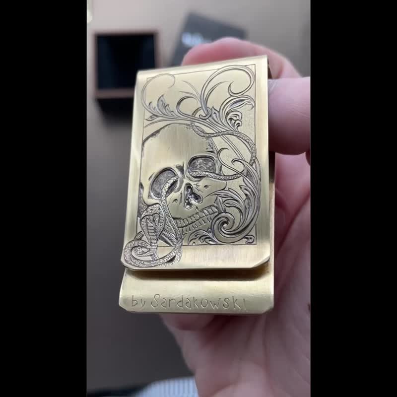 Unique Brass Money Clip Holder Handmade Engraved Skull Snake Pocket Wallet OOAK - อื่นๆ - ทองแดงทองเหลือง สีเหลือง