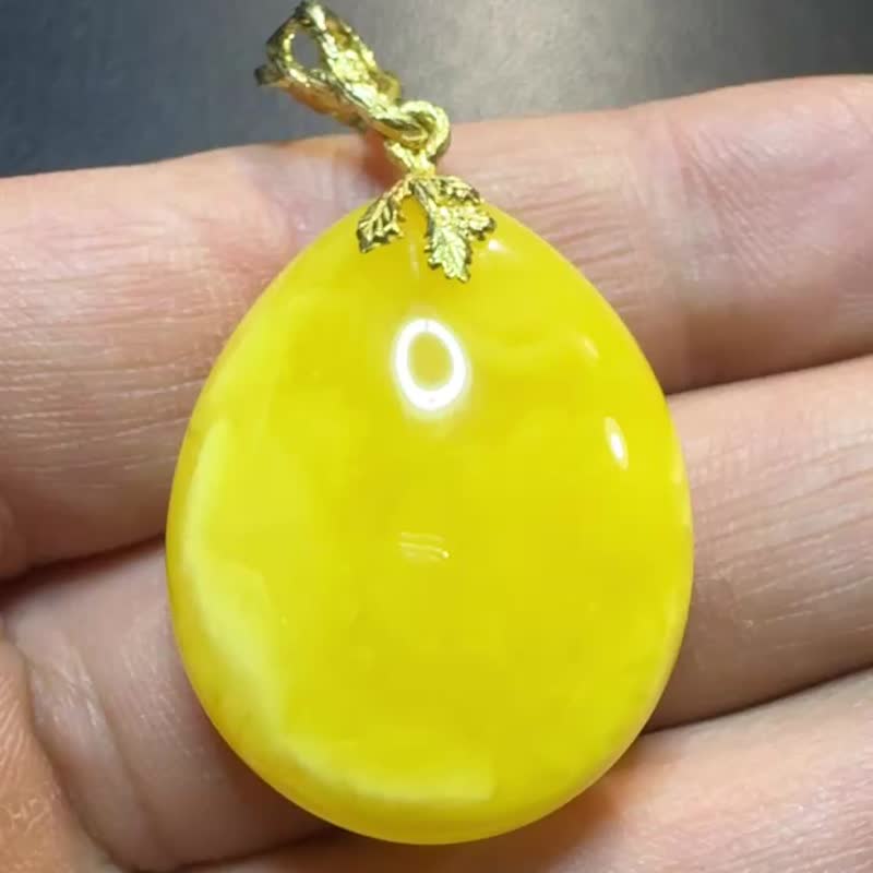 独特的黄琥珀悬饰 波罗的海琥珀悬饰 销售琥珀的独家商店 - 項鍊 - 半寶石 黃色