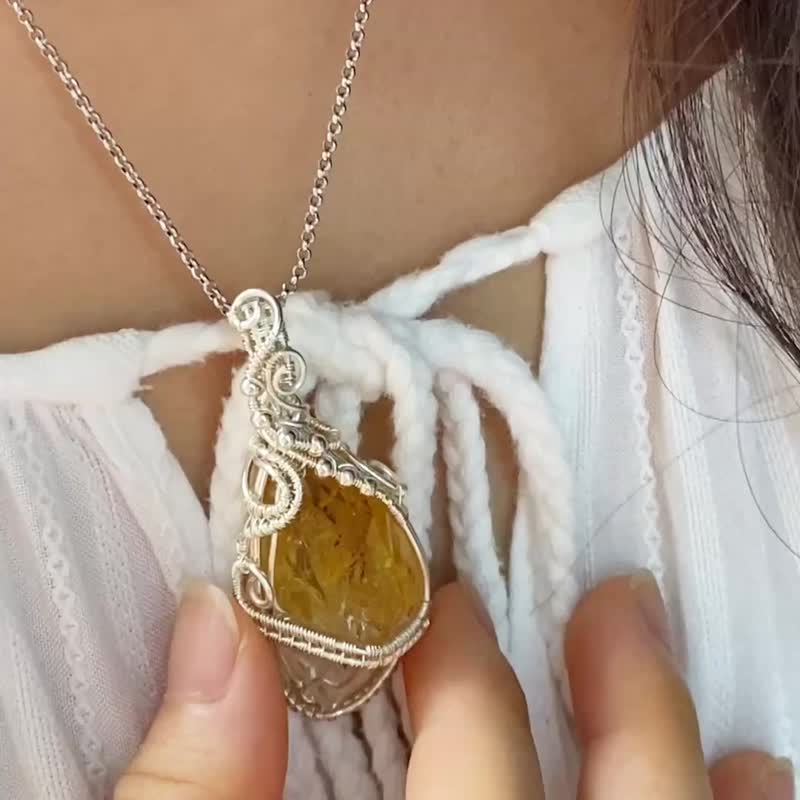 [Symbiotic crystal] Citrine aphrodisiac Stone necklace/Limited rough stone to attract wealth - Necklaces - Crystal Yellow