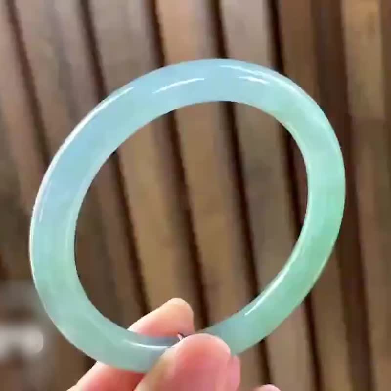 冰種翡翠玉鐲 天然翡翠 緬甸A玉玉鐲 • 冰種湖藍綠翡翠圓鐲 - 手鍊/手環 - 玉石 藍色