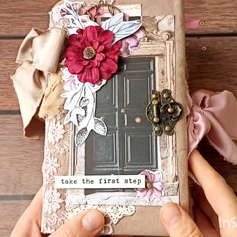 Vintage roses door junk journal handmade Bohemian lace floral notebook for woman - 筆記本/手帳 - 紙 咖啡色