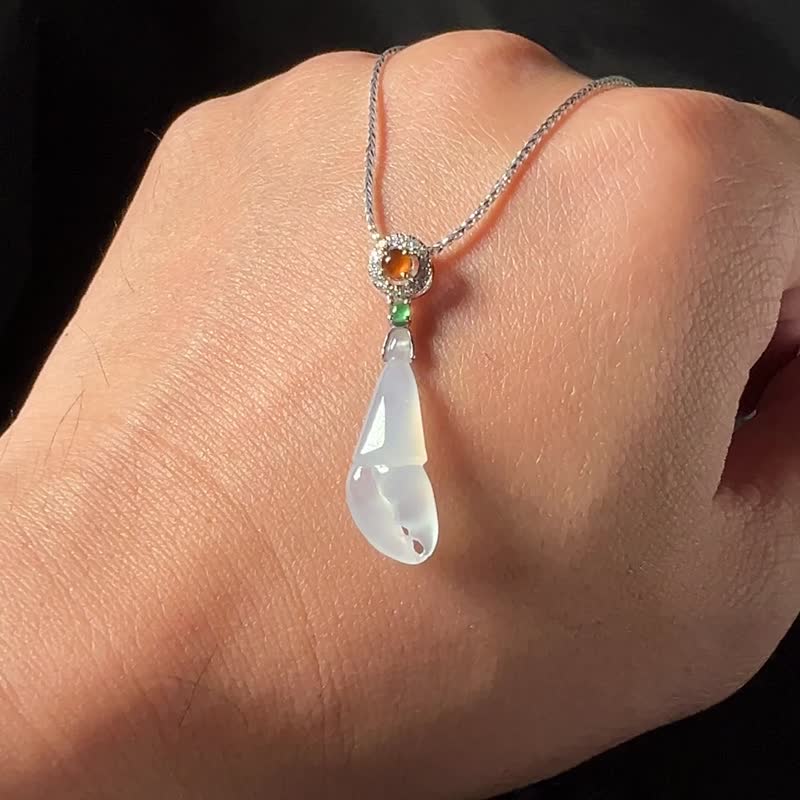 Wealth in the world | Ice jade crab claw pendant - Necklaces - Jade Transparent