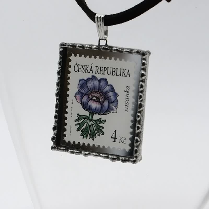 Stained glass pendant with a floral stamp - Necklaces - Glass 