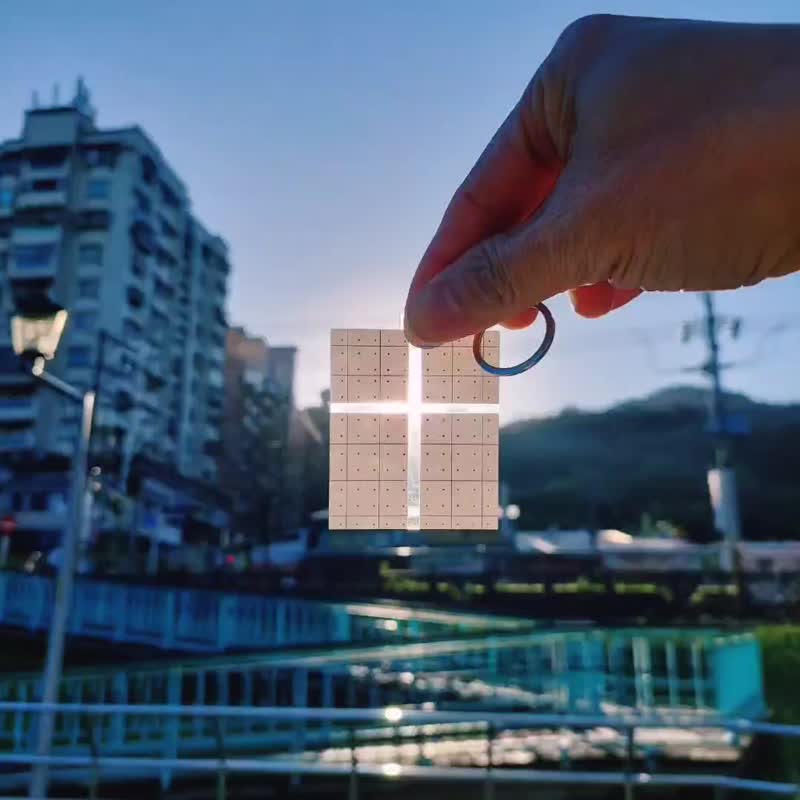 光之教堂 致敬 鑰匙圈 十字架 吊飾 - 鑰匙圈/鑰匙包 - 壓克力 灰色