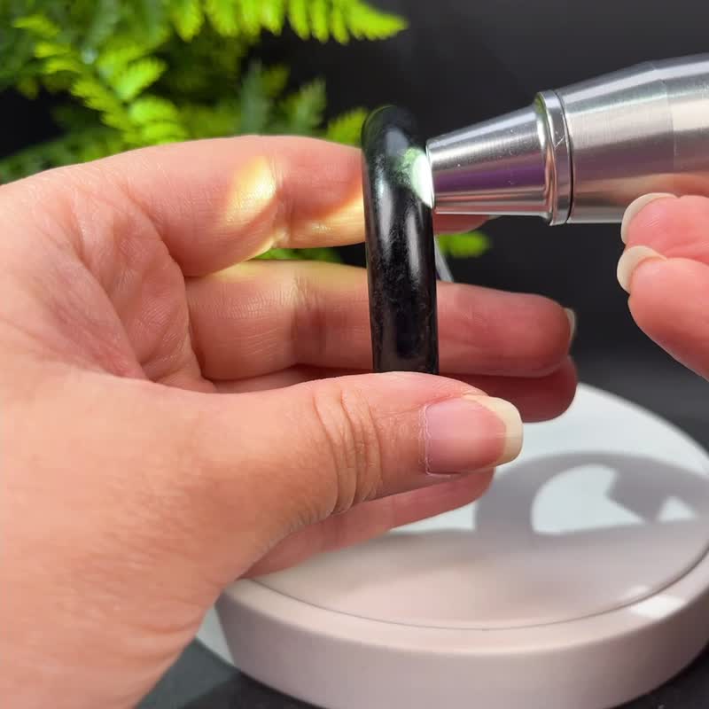 和田玉墨玉手鐲53MM 老料啞光黑色羊脂玉手環 附證書 古意盎然 - 手鍊/手鐲 - 玉石 黑色