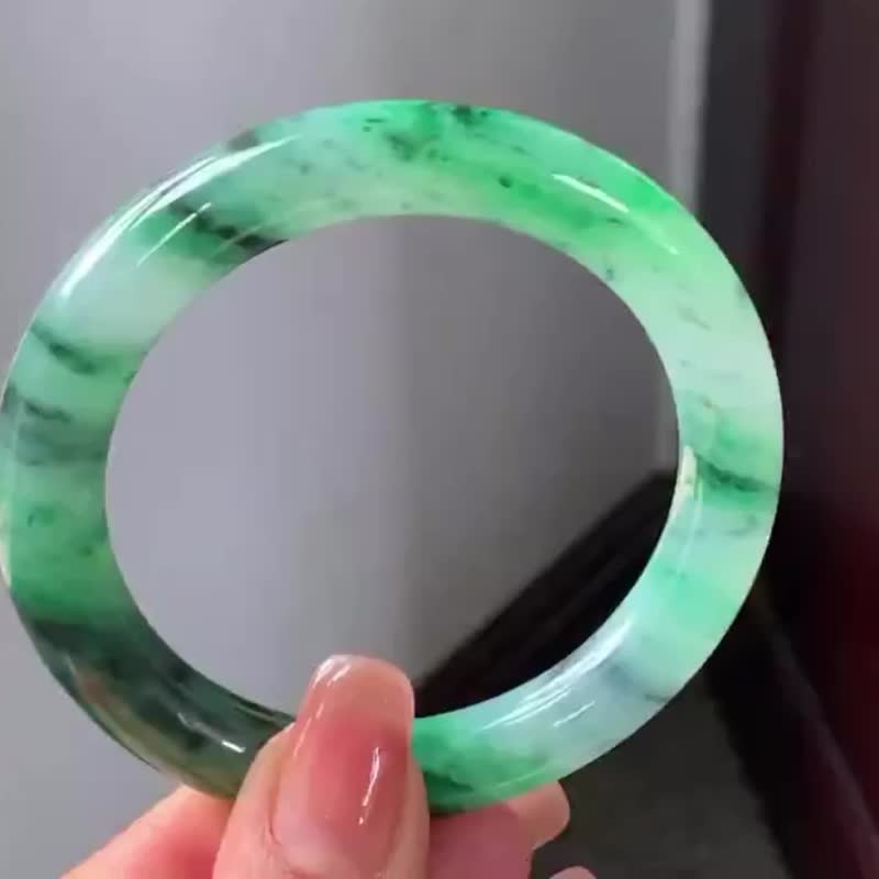 冰種翡翠天然翡翠玉鐲 A玉手鐲玉鈪 • 冰種森林斑馬飄花翡翠圓鐲 - 手鍊/手環 - 玉石 綠色