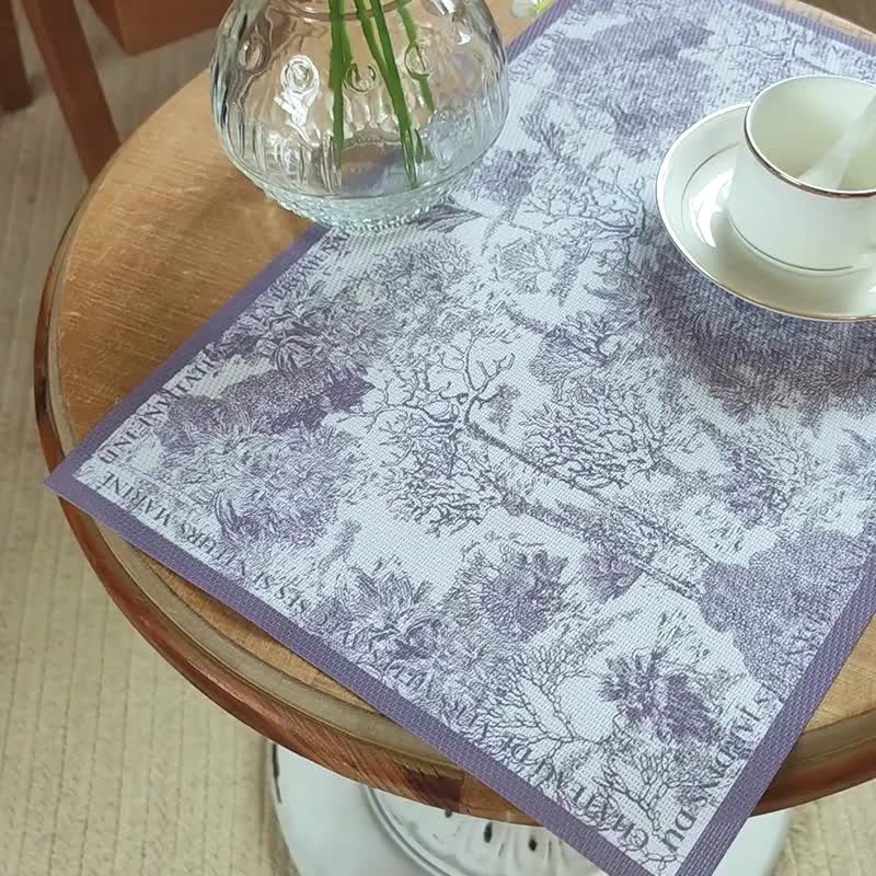 Toile De Jouy Woven Table Placemat (Waterproof, Easy To Clean) - ผ้ารองโต๊ะ/ของตกแต่ง - เส้นใยสังเคราะห์ หลากหลายสี