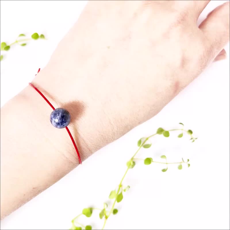 皮繩蘇打石手鍊 幸運紅繩x生日寶石 三月誕生石 輕鬆收緊可調式 - 手鍊/手環 - 半寶石 藍色