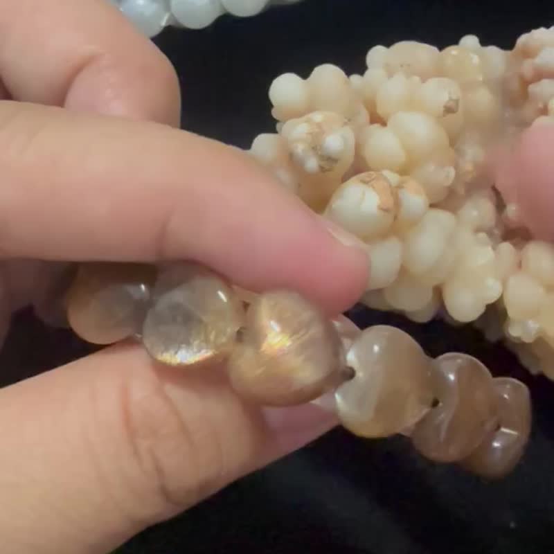 ブラックゴールドセプタークォーツ サンストーン ハートブレスレット - ブレスレット - クリスタル 