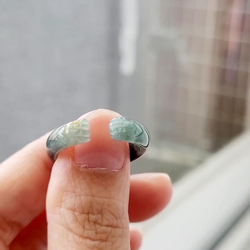 【親翠】天然翡翠 瓜地馬拉冰藍綠半山半水手指鐲14號戒圈 - 戒指 - 玉石 多色