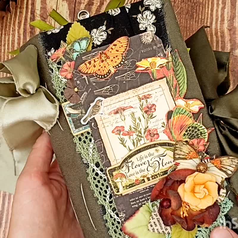Botanical forest notebook handmade Mountain Birds butterfly herbs journal - 筆記本/手帳 - 紙 綠色
