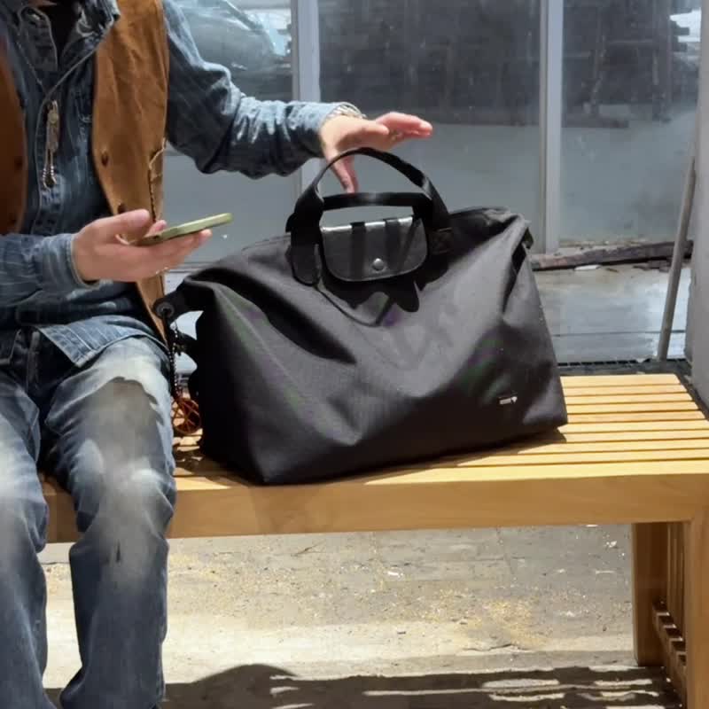 Ballistic nylon tote bag unisex beach bag travel bag - กระเป๋าแมสเซนเจอร์ - ไนลอน สีดำ