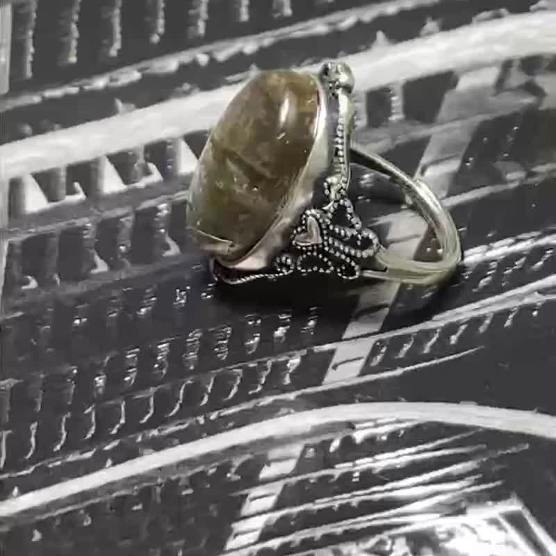 Special color light labradorite vintage 925 Silver filigree craft ring - แหวนทั่วไป - คริสตัล สีเงิน
