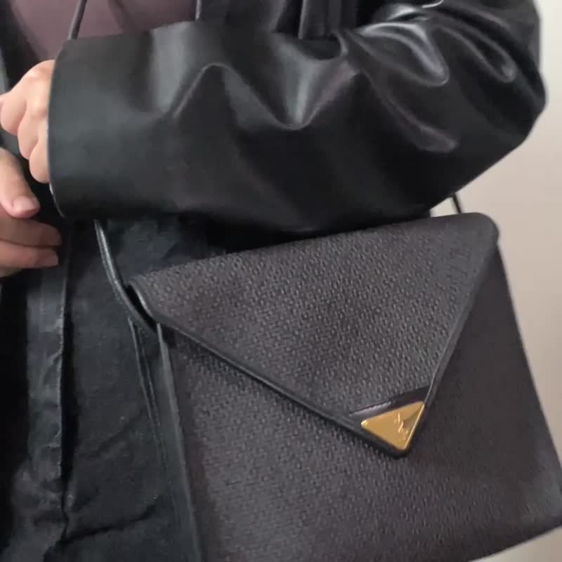 YSL CROSSBODY BAG Armpit Bag Crossbody Bag Side Backpack Japanese Second-hand Vintage - Messenger Bags & Sling Bags - Genuine Leather Black