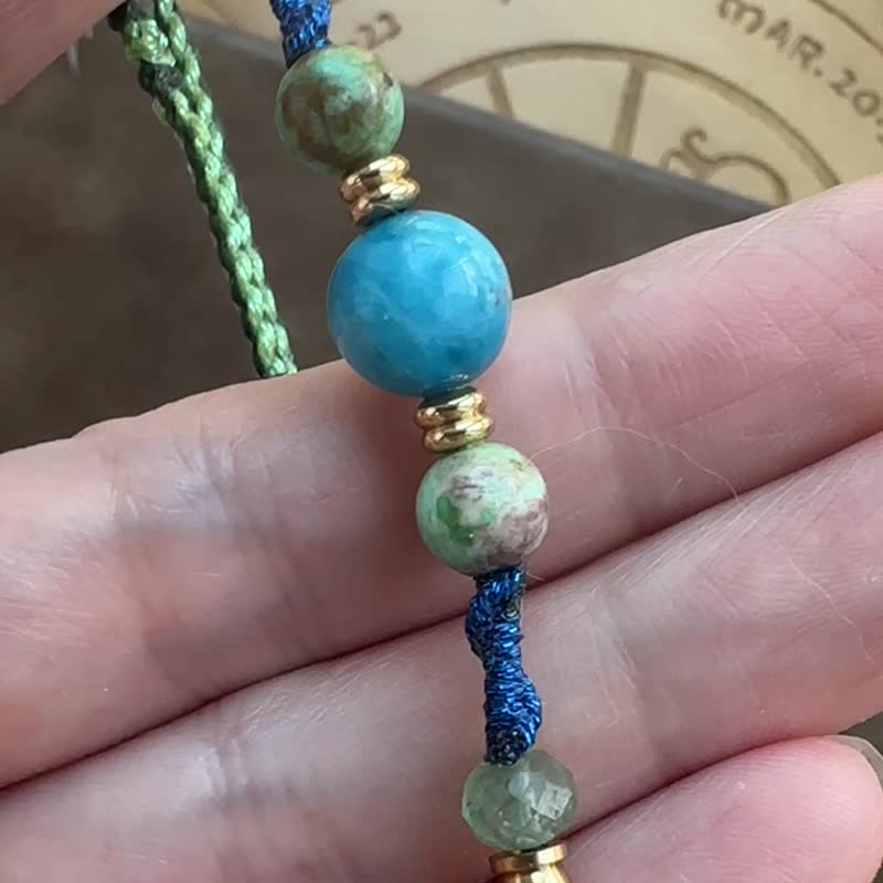 BB44 ethnic style Wax thread woven Stone turquoise bracelet (adjustable length) - สร้อยข้อมือ - เครื่องเพชรพลอย สีเขียว