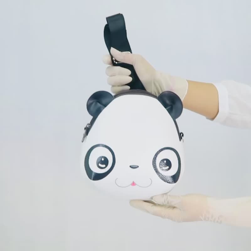 Panda mini backpack ,Bear crossbody bag,hand painted bag, handmade backpack - 後背包/背包/書包 - 人造皮革 白色