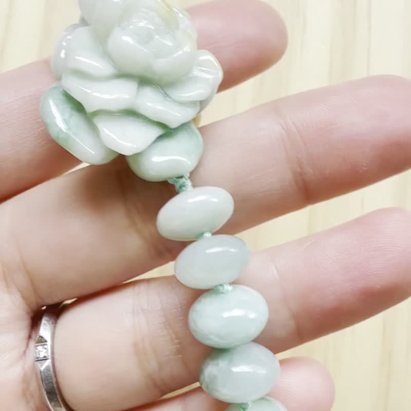 Handmade Jade Bracelet - Dawn Petals - 手鍊/手環 - 玉石 黃色