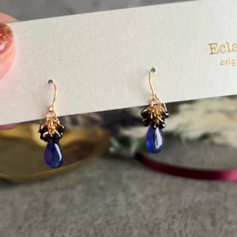 Blue sapphire and black spinel earrings - Earrings & Clip-ons - Gemstone Blue