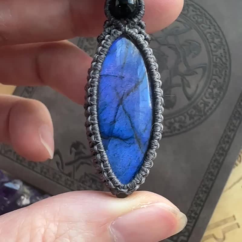 CSP80 簡約民族風 蠟線編織 拉長石 黑曜石珠 項鍊 (可調長度) - 項鍊 - 寶石 灰色