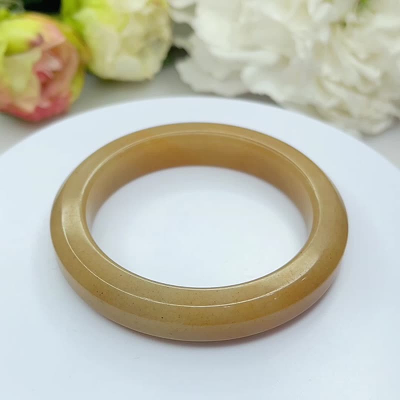 NO.71 Rare Chicken Oil Yellow 58 MM Circle Mouth She Taicui She Taiyu Bracelet Hexagonal Bracelet - สร้อยข้อมือ - หยก สีส้ม