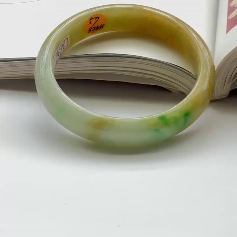 天然翡翠A貨 玉福鐲 三彩質地 (手圍57)有鑑定證書 - 手鍊/手環 - 寶石 綠色