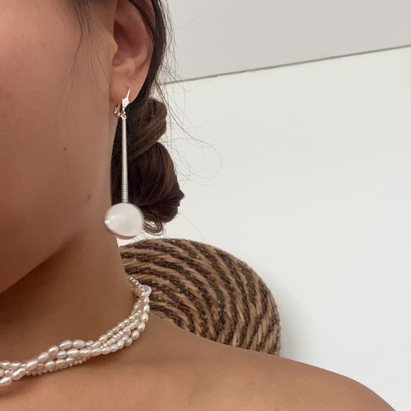 Moonstone dangle earring, personalised gift, long moonstone earrings, silver moo - 耳環/耳夾 - 銀 銀色