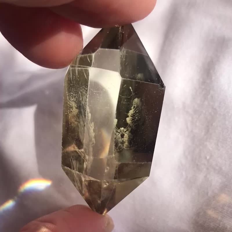 高質巴西天然黃水晶 獨特意景 千層隱山 閃透亮 黃晶 黃水晶 原石 - 擺飾/家飾品 - 水晶 黃色