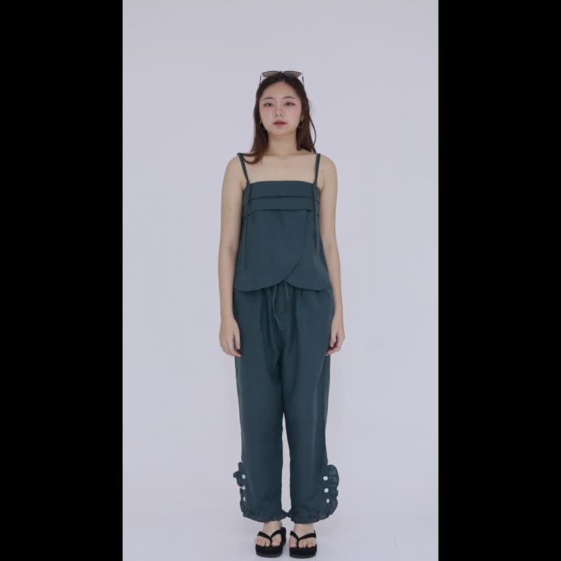深青綠色亞麻吊帶上衣 層疊摺褶設計優雅修飾胸型。 - 女上衣/長袖上衣 - 亞麻 綠色