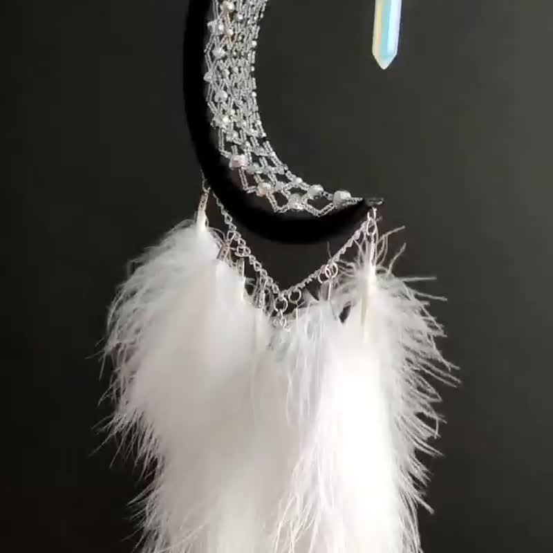 Crescent moon Dream catcher Black white dreamcatcher with moonstone,  ドリームキャッチャー - Wall Décor - Gemstone White