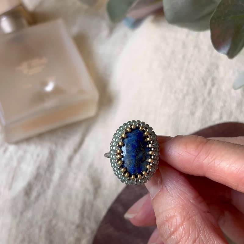 Lapis Lazuli Vintage Personalized Freely Adjustable Glass Rice Beads Ring - แหวนทั่วไป - คริสตัล สีน้ำเงิน