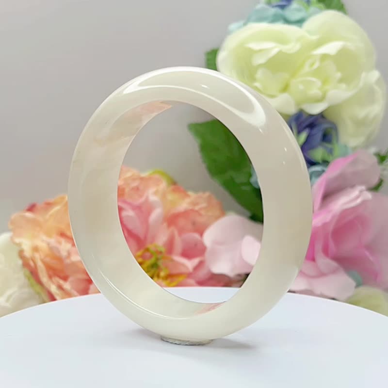 NO.153浪漫冰嫩粉白櫻花手鐲 內徑58MM 佘太翠玉鐲 平安鐲 櫻花白 - 手鍊/手環 - 玉石 多色