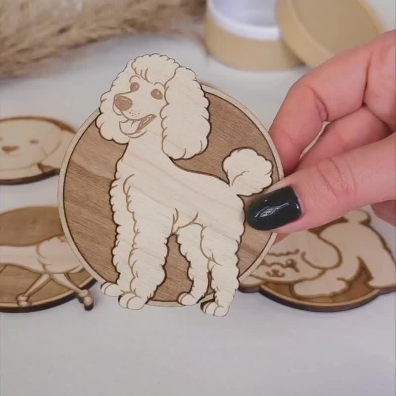 Poodle Wooden Coaster Set – Elegant Poodle Breed Themed Wooden Drink Coasters - 杯墊 - 木頭 