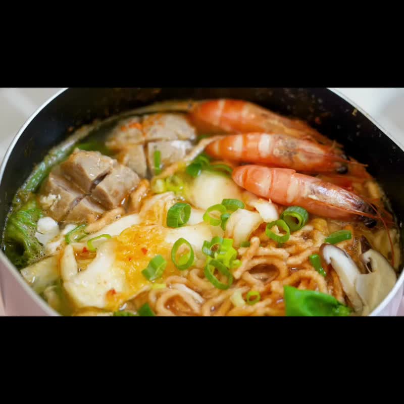Miguo migoo Yu Pot Roasted - Pot Roasted Pasta/Pot Roasted Chicken Shredded - Seafood/Chicken Sauce (7 servings/box) Pot Roasted Noodles - บะหมี่ - กระดาษ หลากหลายสี