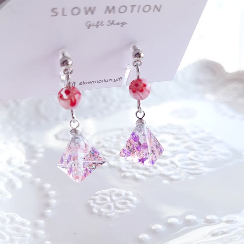 【Customized】Triangular Pyramid Dried Flowers Earrings / Clip-on, Pink &amp; Purple