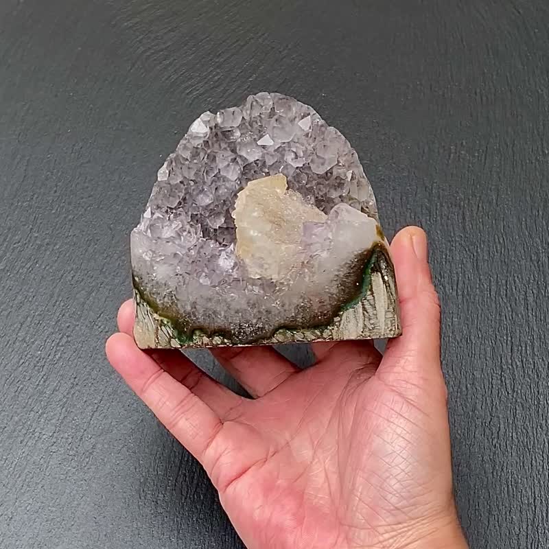 招財開運-天然原礦異象夢幻紫晶鎮二次結晶砂糖共生方解石 紫水晶 - 擺飾/家飾品 - 水晶 多色