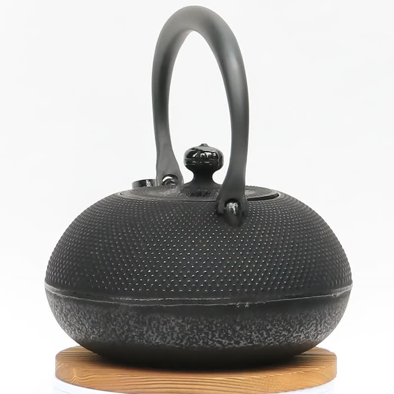 Nanbu tekki Oiharu casting works tetsubin japanese cast iron kettle arare 1.2L - Teapots & Teacups - Other Metals Black