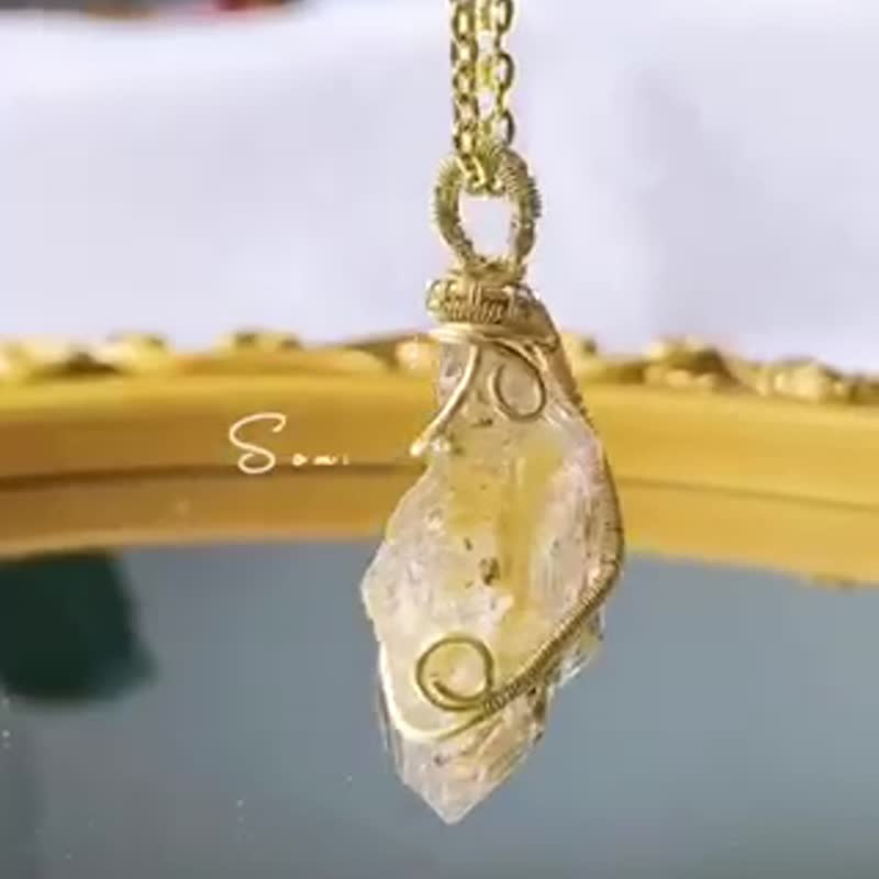 Powerful energy Stone| Natural skeleton citrine pendant necklace | Handmade customization | Spiritual practice and good luck - สร้อยคอ - เครื่องเพชรพลอย สีทอง