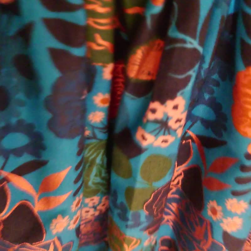 【接單訂製】Alice in Wonderland 純美國棉長裙 Free size日本製 - 裙子/長裙 - 棉．麻 藍色
