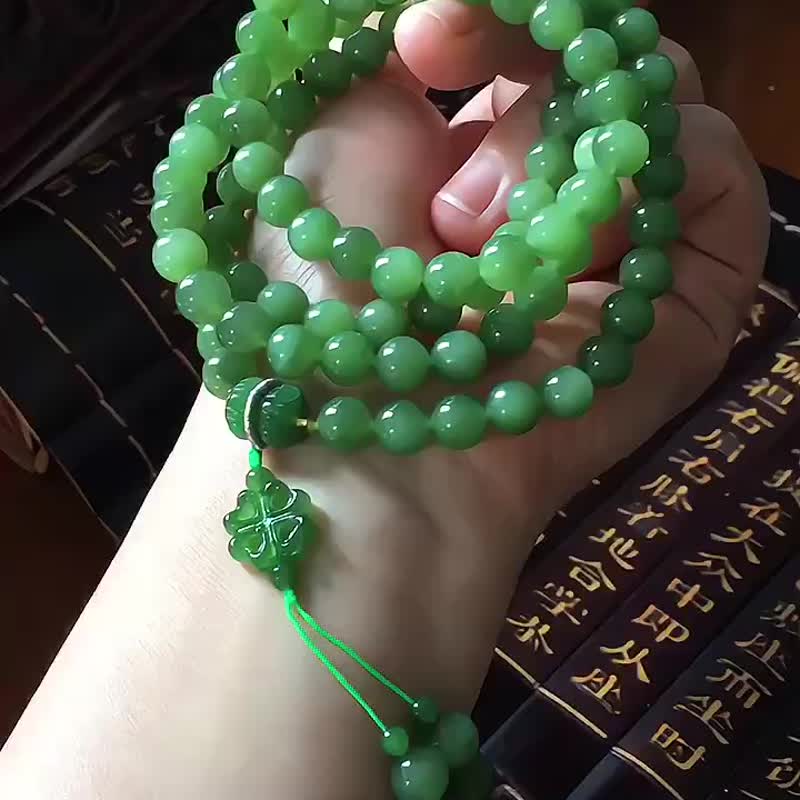 和田碧玉8公釐 108顆佛珠 朝珠 項鏈 搭配天然碧玉 四葉草 - 手鍊/手環 - 水晶 