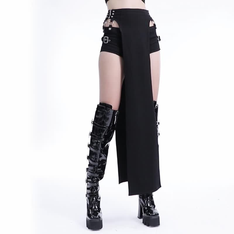 Punk Summoner Rivet Pants Suit/Detachable/Two-Wear/Shorts - Women's Shorts - Other Materials Black