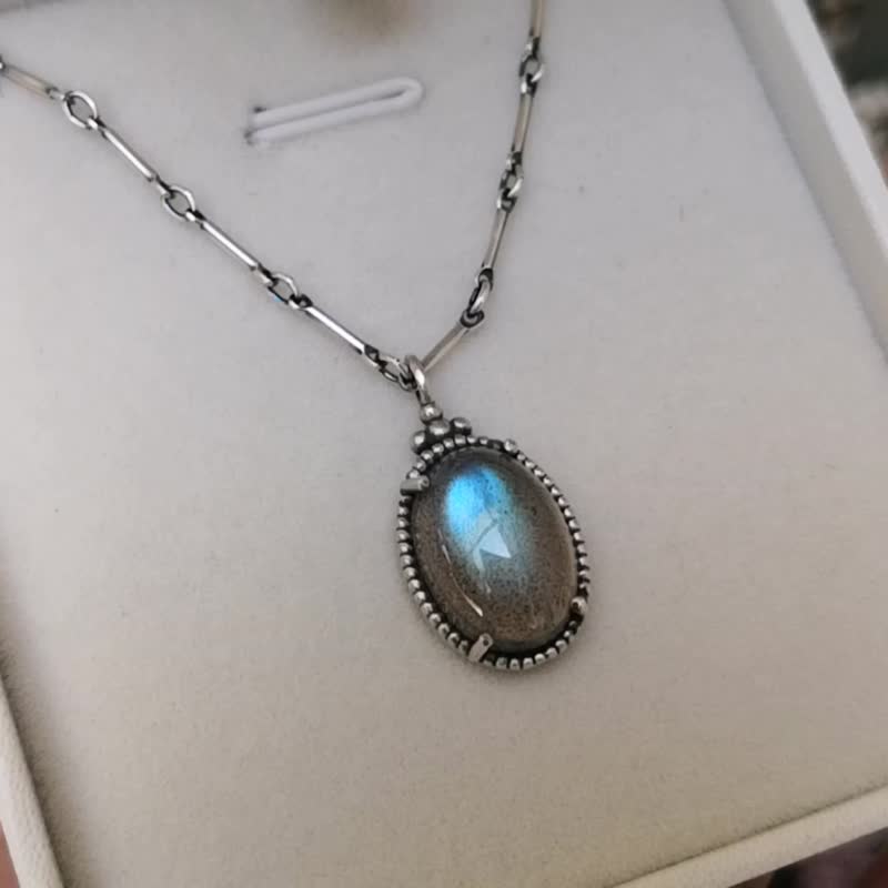 Sky Blue Labradorite Classic Oval Sterling Silver Pendant - Necklaces - Gemstone Blue