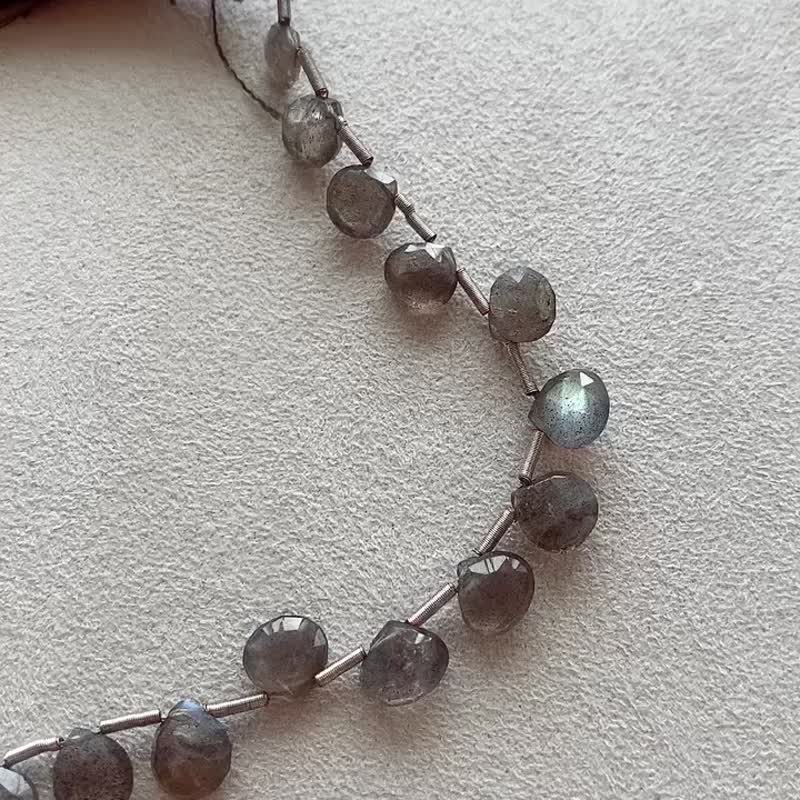Labradorite (grey moonstone) necklace│14K GF Blu-ray