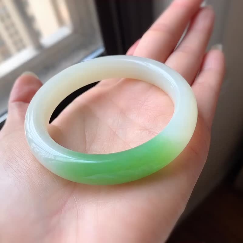 Collection-level natural Hetian jade green bracelet with a circumference of 53MM and a super-ice bottom with perfect appearance. - Bracelets - Jade 