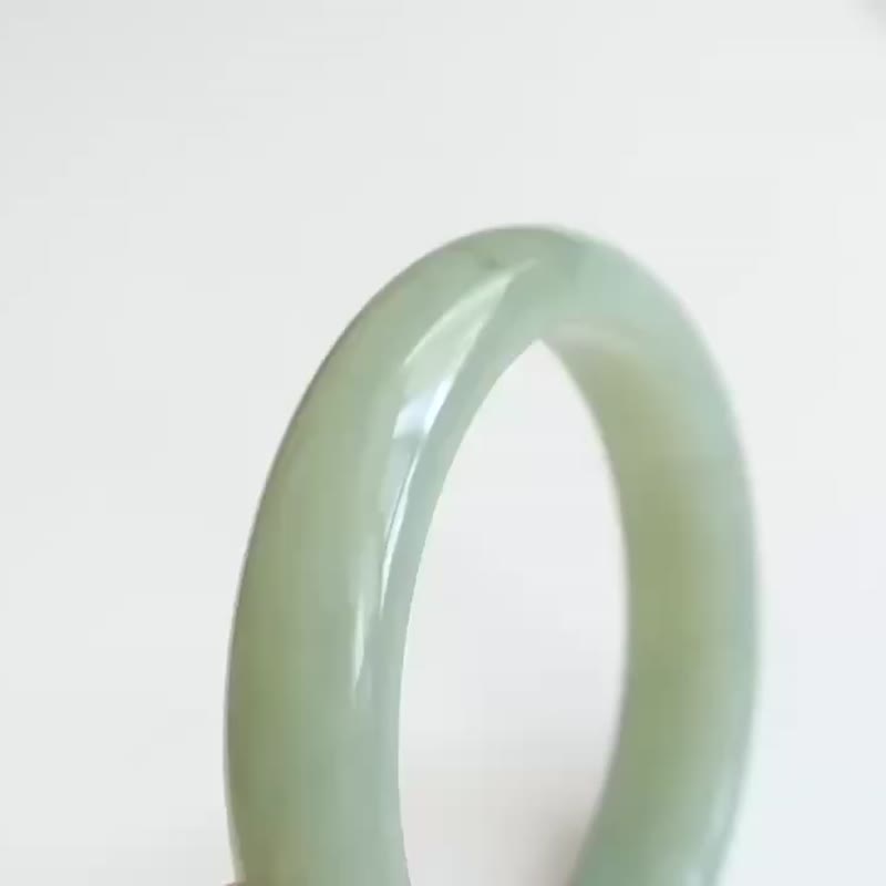 Natural Hetian jade Hetian jade clear water bracelet thick fat jade warm and generous jade bracelet - สร้อยข้อมือ - หยก 