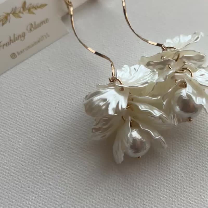 wedding wedding bridal bride pearl cotton pearl petal flower cluster bud twist - Earrings & Clip-ons - Other Metals Gold