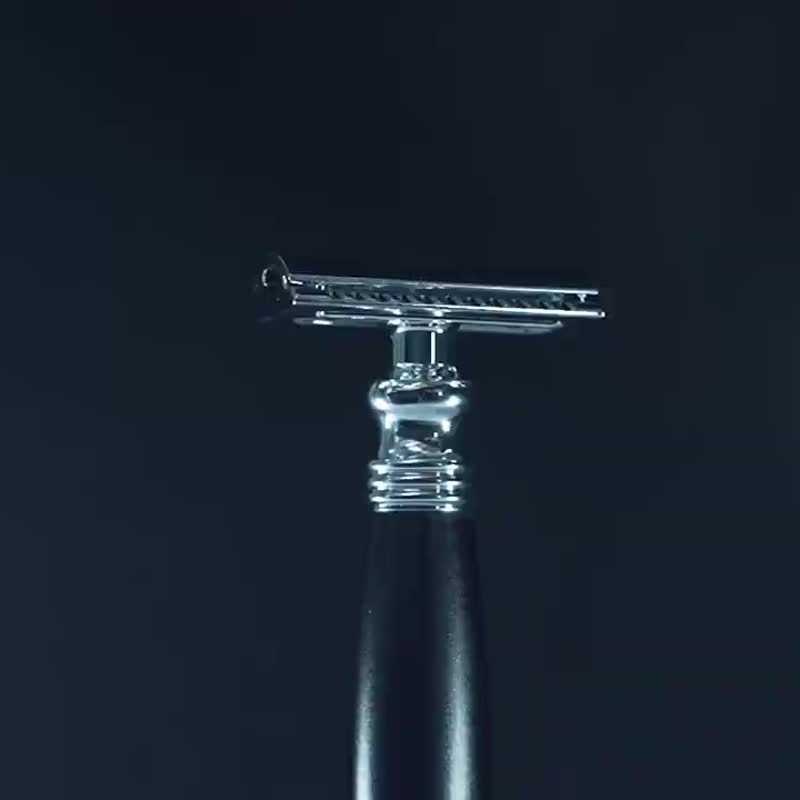 【一周年紀念款】豪華四件雙刃刮鬍刀禮盒 - 哈德斯 - 男性保養/清潔/修容工具 - 其他金屬 黑色