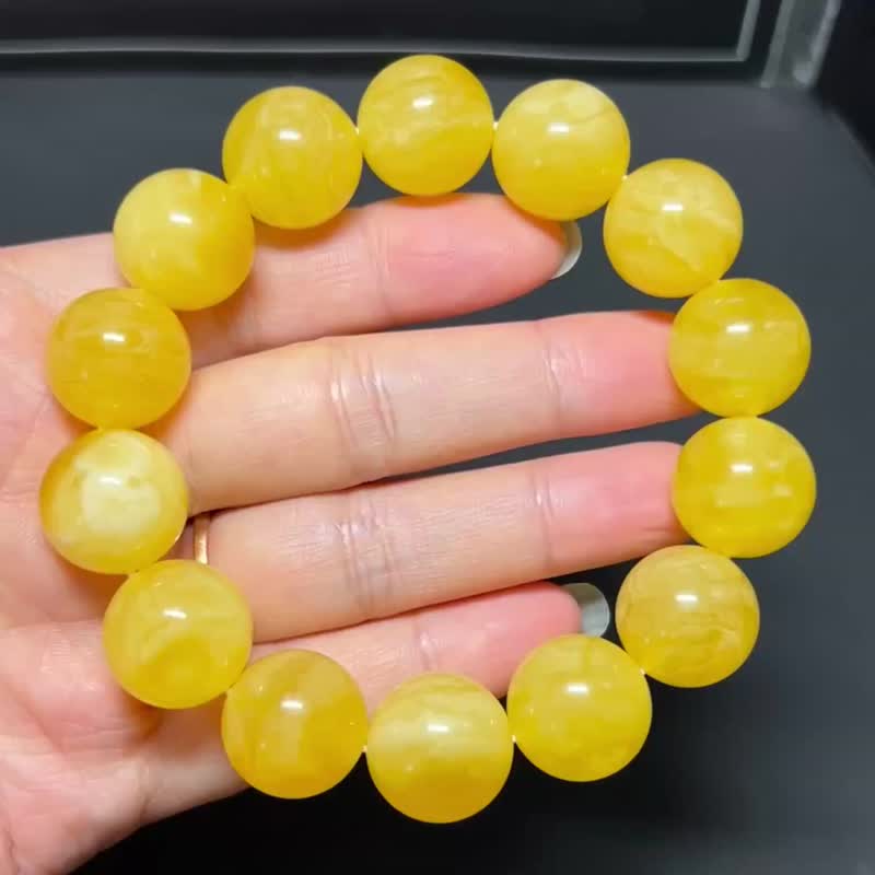 Natural Baltic amber round bead bracelet, raw ore, no optimization, Russian material, beeswax yellow with white floral inclusions. - สร้อยข้อมือ - คริสตัล 