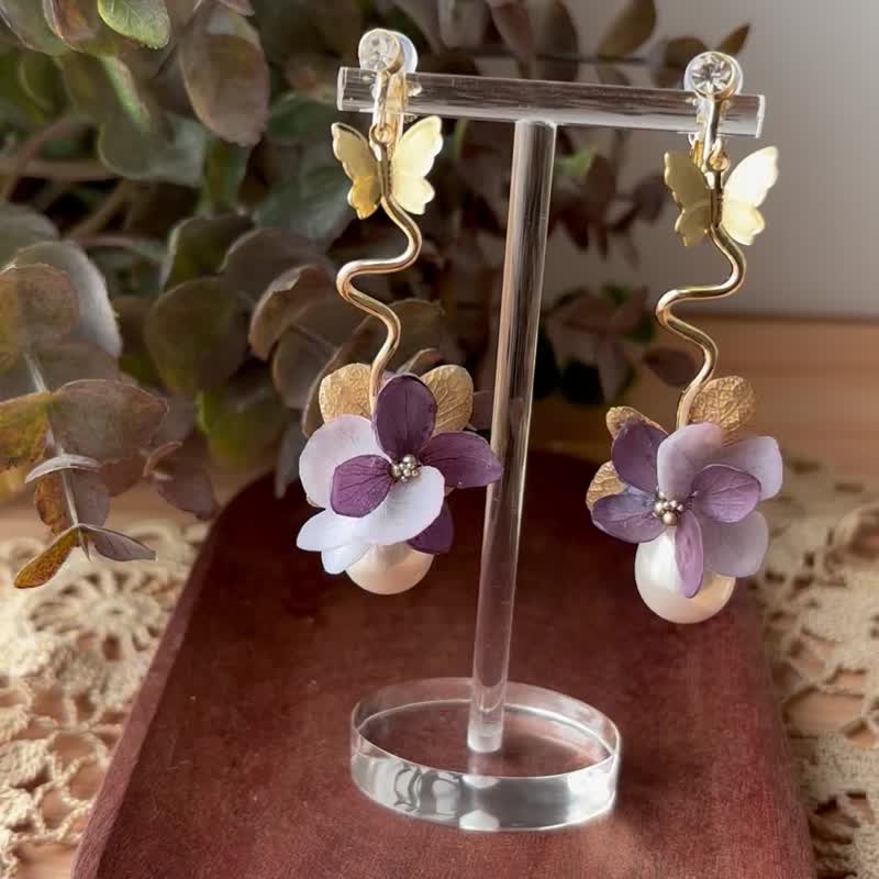 Purple gold drop pearl hydrangea earrings - ต่างหู - พืช/ดอกไม้ สีม่วง