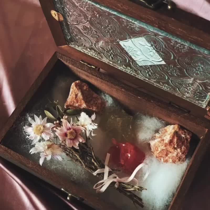 秋海棠花礦禮盒| 礦石水晶 乾燥花 太陽石 琉璃 乾燥花 客製禮盒 - 乾燥花/永生花 - 植物．花 